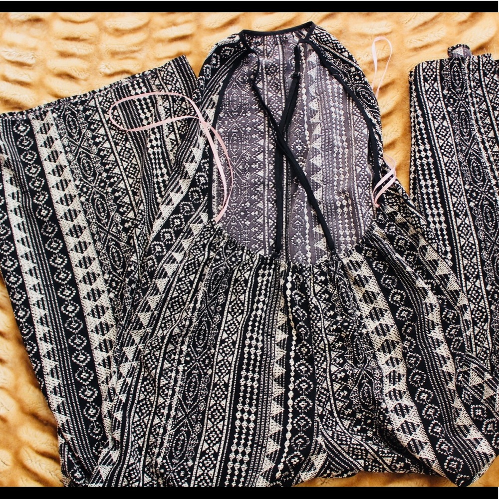 Whit and black Long romper